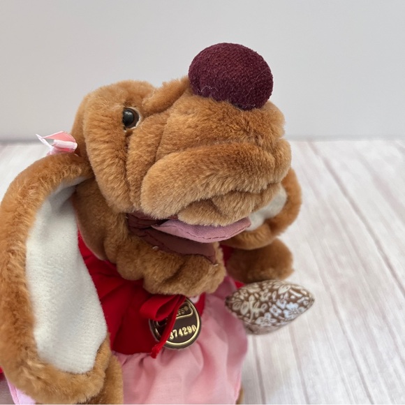 Wrinkles Ganz Girl Dog Plush Finger Puppet Superhero Red Cape Dress Bone 1986 - Picture 11 of 14